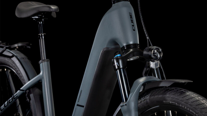 VTC Électrique Cube Kathmandu Hybrid One 800 Shimano Cues 2025 VTC Électrique Cube Kathmandu Hybrid One 800 Shimano Cues 2025