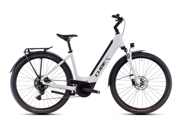 Vélo de Voyage Électrique Cube Touring Hybrid One 625 Easy Entry Shimano Cues 2025