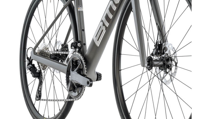 Vélo de route BMC Roadmachine Five Shimano 105 2024 Vélo de route BMC Roadmachine Five Shimano 105 2024