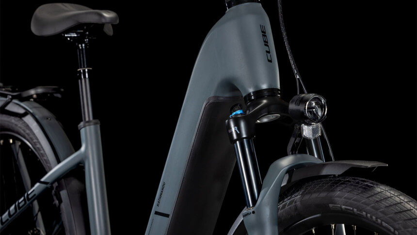 VTC Électrique Cube Kathmandu Hybrid One 800 Easy Entry Shimano Cues 2025 VTC Électrique Cube Kathmandu Hybrid One 800 Easy Entry Shimano Cues 2025